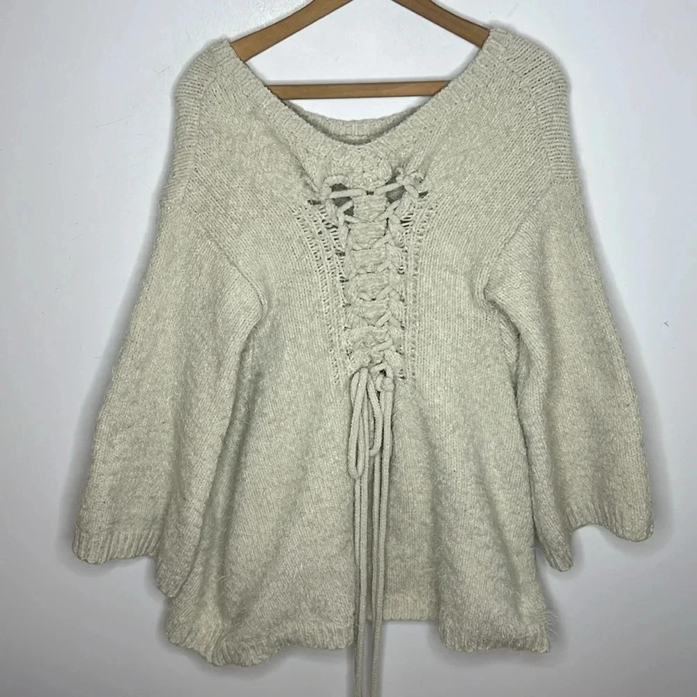 POL Cream Lace Up Back Oversized Boho Tunic Sweater Medium